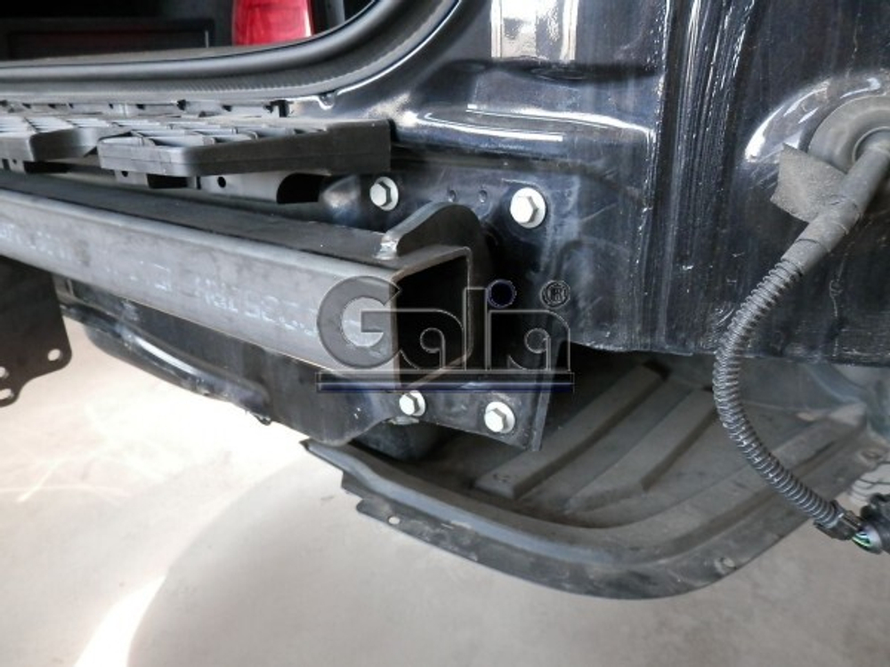 Фаркоп оцинкованный Galia V071A для Volkswagen Passat B6 2005-2010, Passat B7 2010-2015, Passat CC 2012-, Passat Alltrack B7 2012-2015(паспорт и сертификат в комплекте)(без электрики)