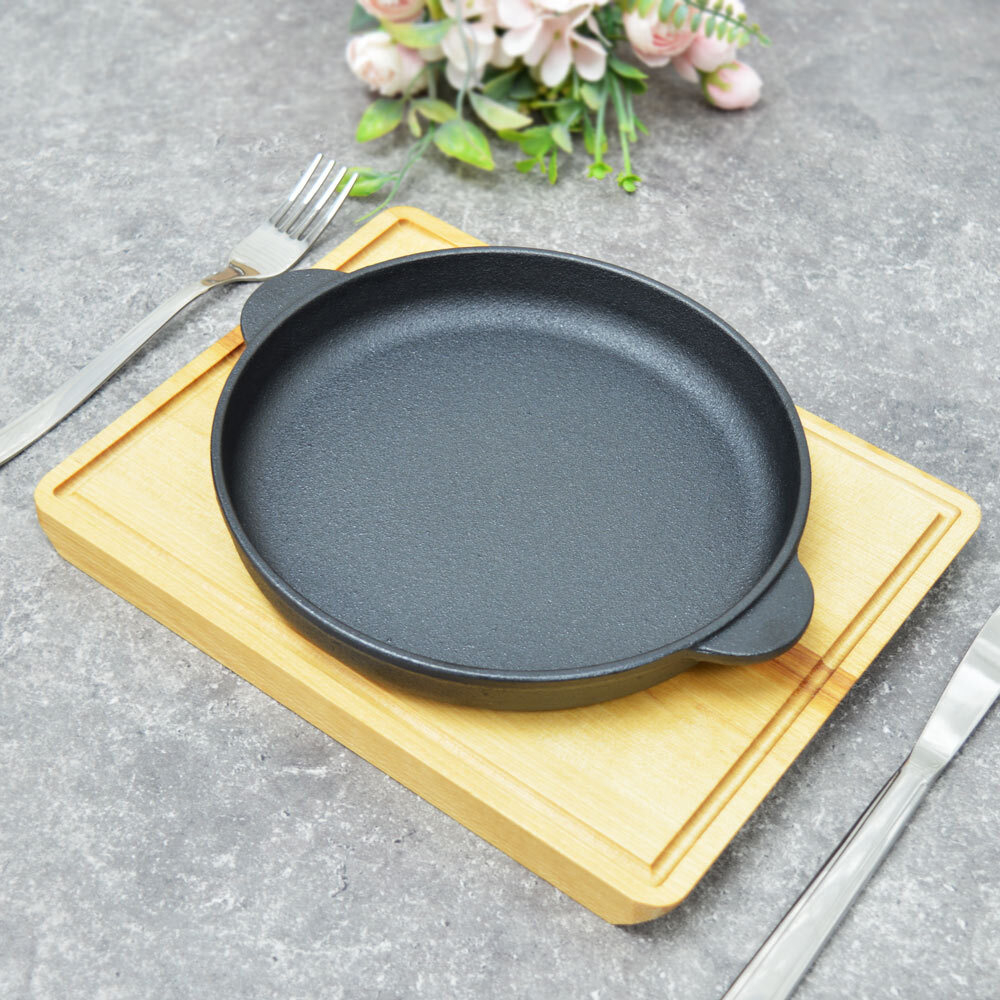 Сковорода 18см чугунная порционная с 2 ручками на подставке, тм MY REAL IRON COOK