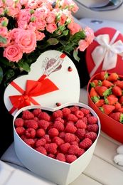 Сердце со свежей МАЛИНОЙ