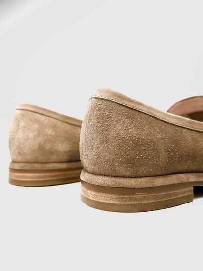 Лоферы женские