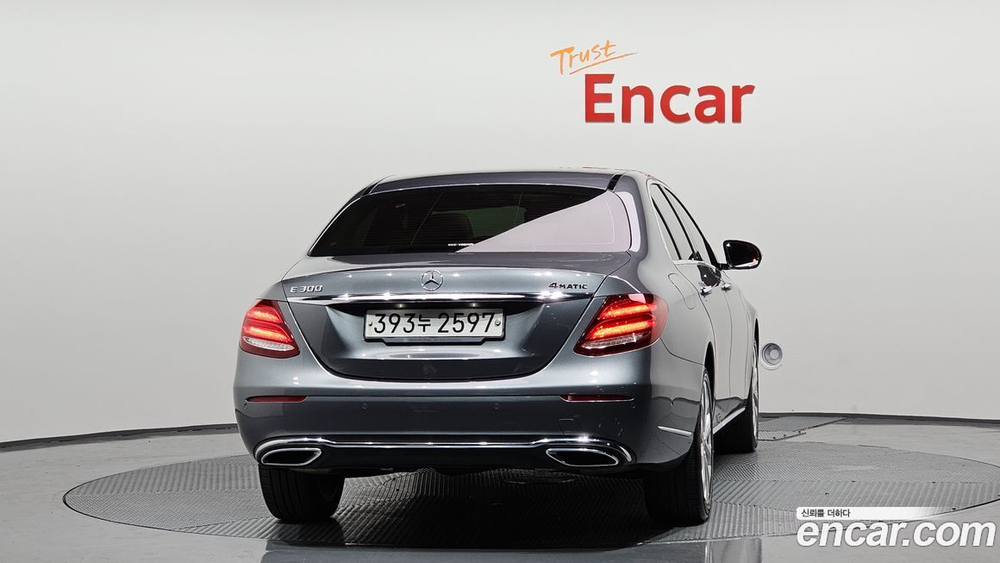 Mercedes-Benz E-Class W213 E300 4MATIC Exclusive (06.2020)