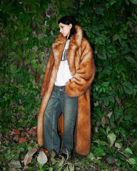 Длинная шуба из экомеха