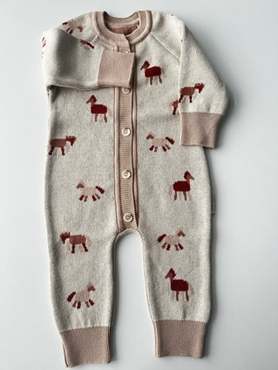 Комбинезон вязаный (лошадки)