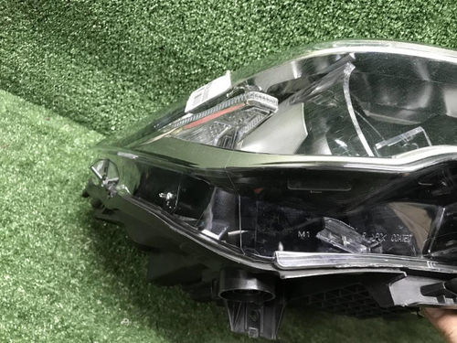 Фара правая BMW X1 F48 (2015-2019) LED
