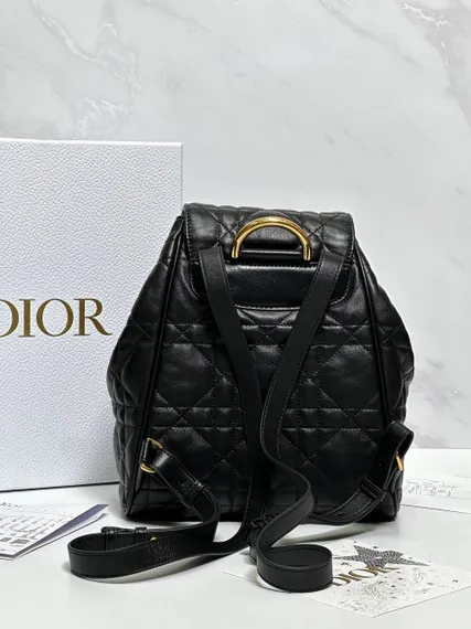 Рюкзак Dior Caro черный, модель среднего формата