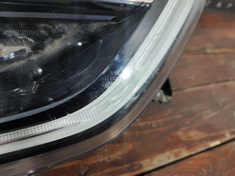 Фара левая LED Renault Arkana 19-нв Б/У Оригинал 260605885R