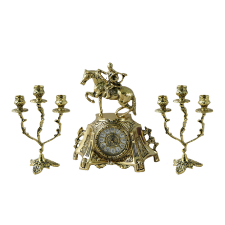 Bello De Bronze Каминные часы с канделябрами в наборе "Охотничий"