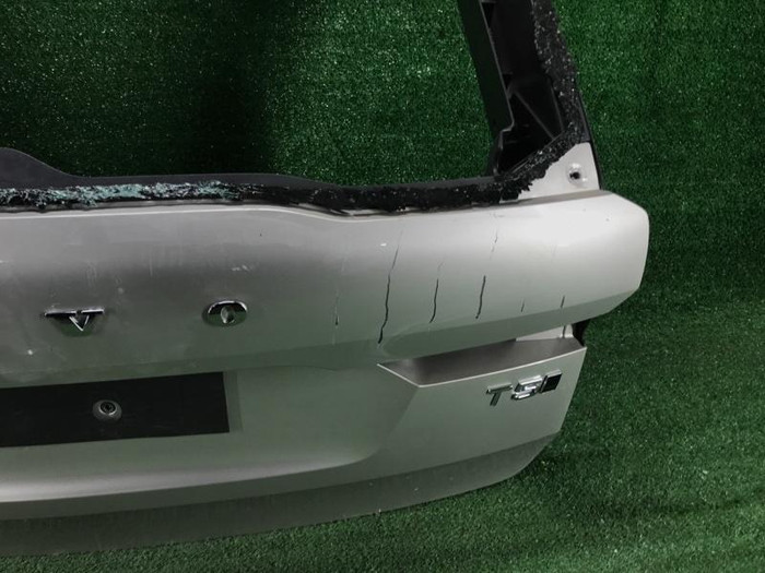 Крышка багажника Volvo XC60 2 (2017-н.в.)