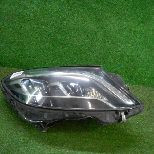 Фара правая Mercedes S W222 (2013-2017) LED