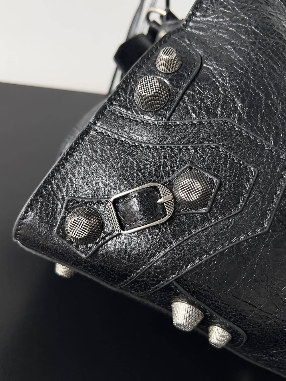 Balenciaga Neo Cagole City Bag 38 cm