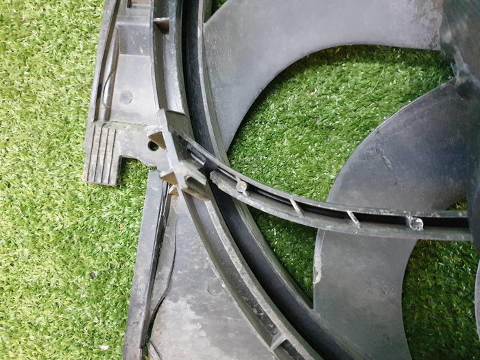 Диффузор с вентилятором BMW 3er F30, F31, F80 (2011-2020)