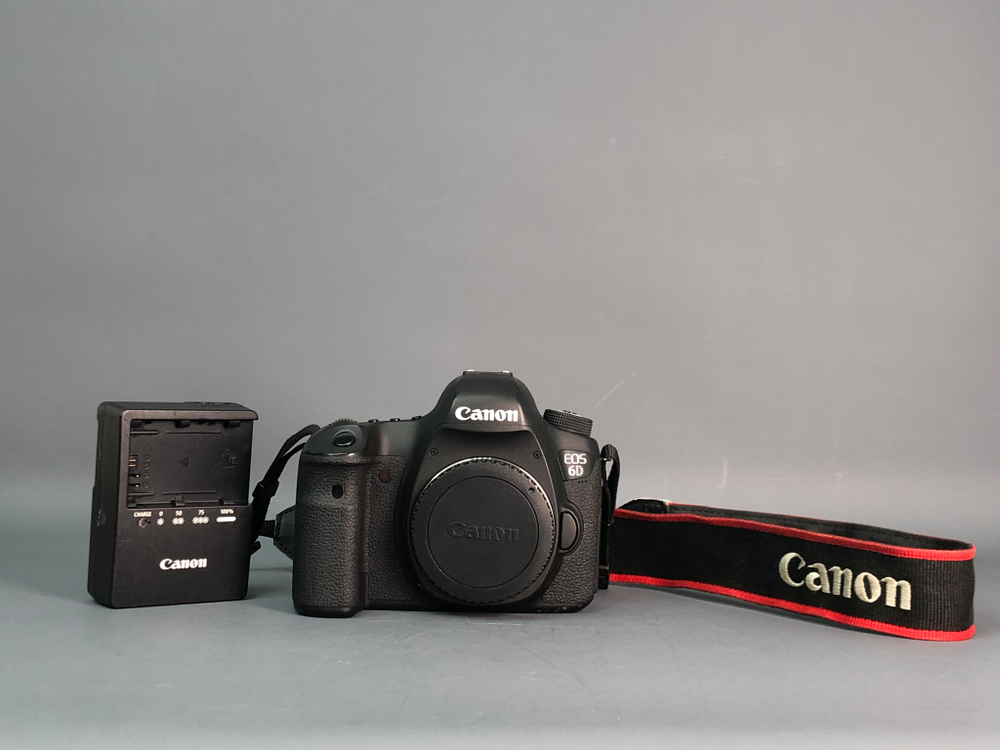 Canon EOS 6D 67.000 Кадров