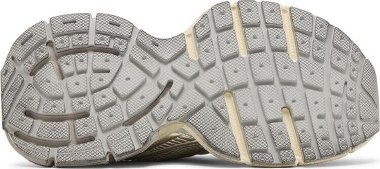 Кроссовки Balenciaga Wmns 3XL Sneaker 'Worn-Out - Light Beige'