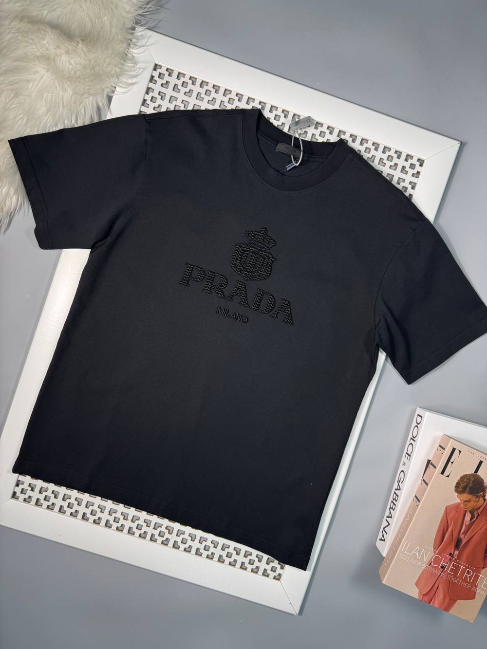 Футболка Prada