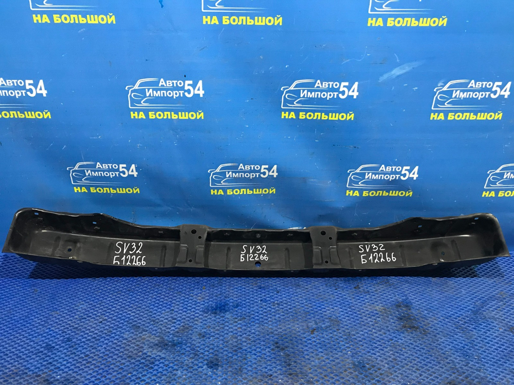 Усилитель переднего бампера TOYOTA VISTA 1990-1994