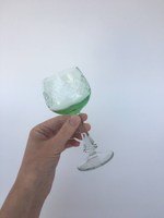 Бокалы с зелёной чашей