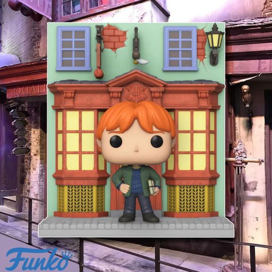 Фигурка Funko POP! Deluxe Harry Potter Diagon Alley Ron Weasley Quidditch Supplies Store (Exc) 58125
