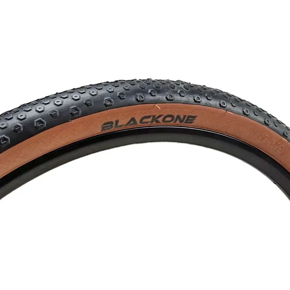 Покрышка для велосипеда 28" Blackone Saturn Ring 700 x 42c (44-622 ) черная с коричневой боковиной, металлический корд