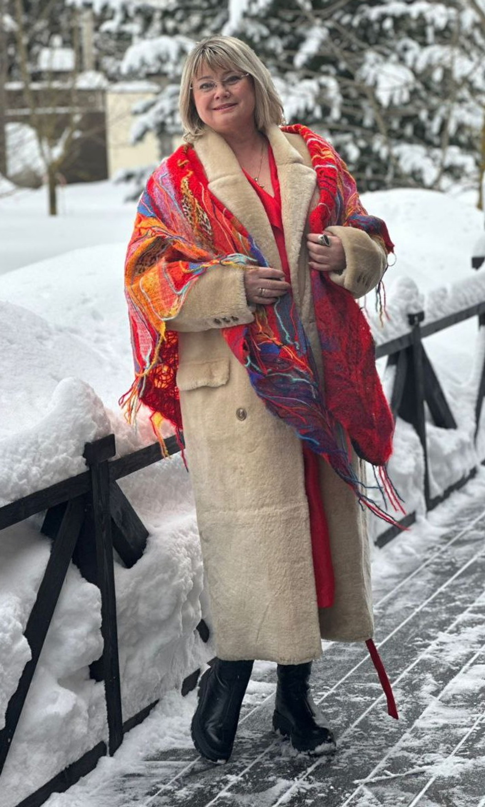 Отзыв от Ларисы о шали «Перо Жар-Птицы»