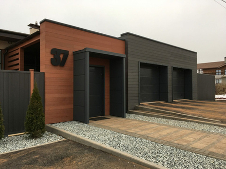 Фасад из ДПК (древесно-полимерного композита) в Иркутске от компании "Спец38"