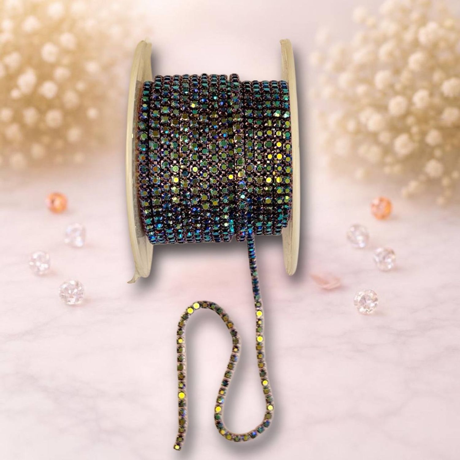 стразовая цепочка ,2мм ,цвет голограмма синий (1метр)