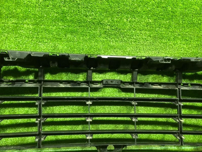 Решетка переднего бампера Porsche Cayenne 3 17-23