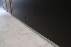 Плинтус алюминиевый Русский Профиль, 2500x12x80 мм