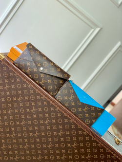 Louis Vuitton Kirigami Organizer