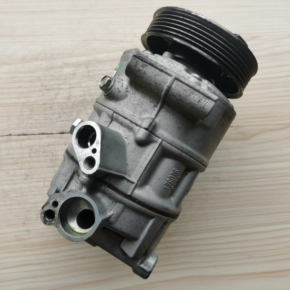 Компрессор кондиционера Volkswagen Passat, Jetta, CC, Tiguan, Touran, Lavida, Magotan