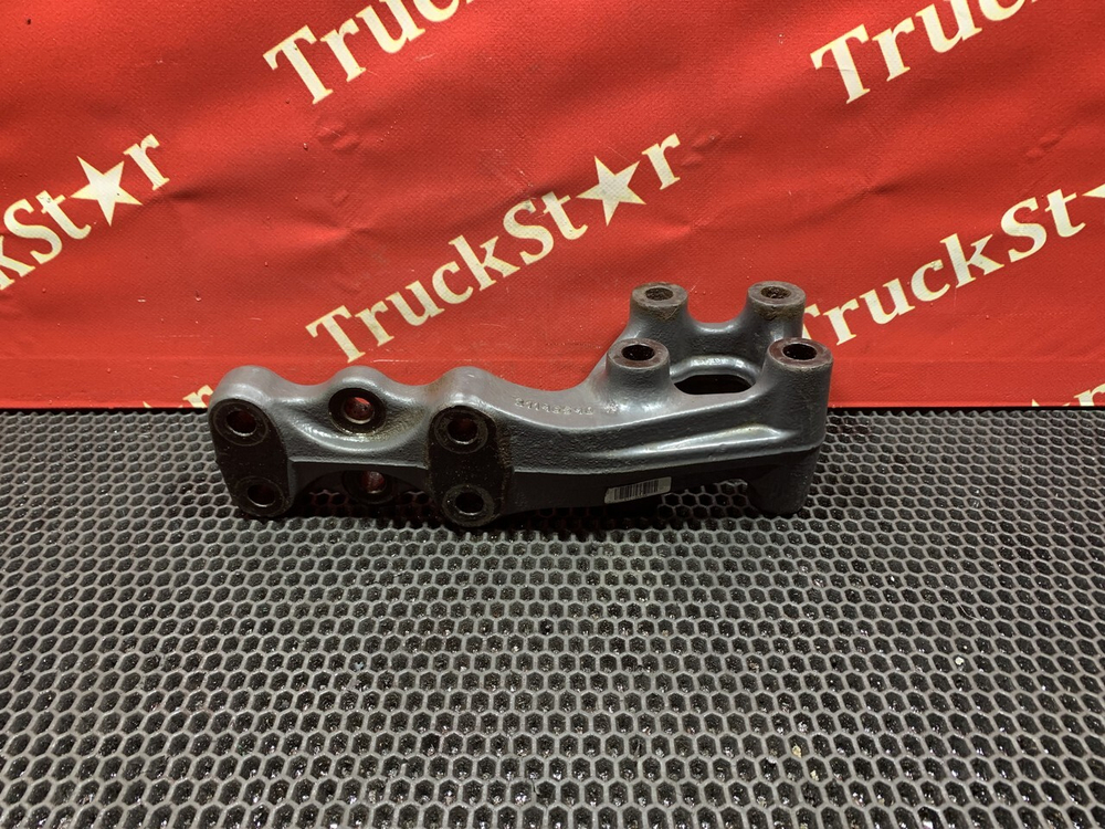 Кронштейн кабины