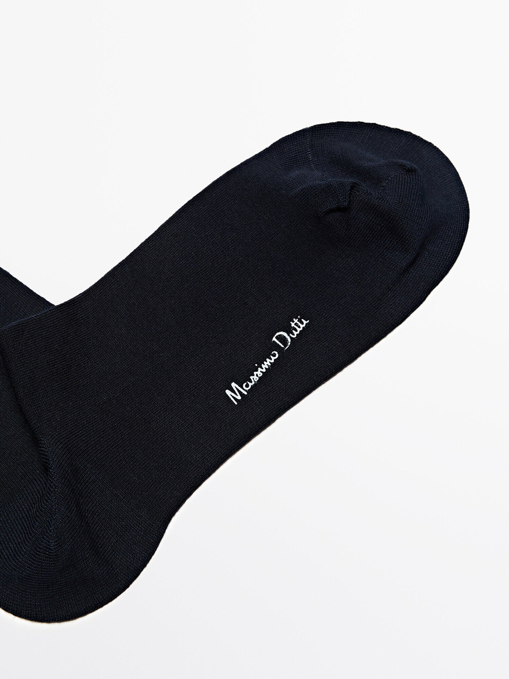 Massimo Dutti Высокие носки из прочного смесового хлопка, черный