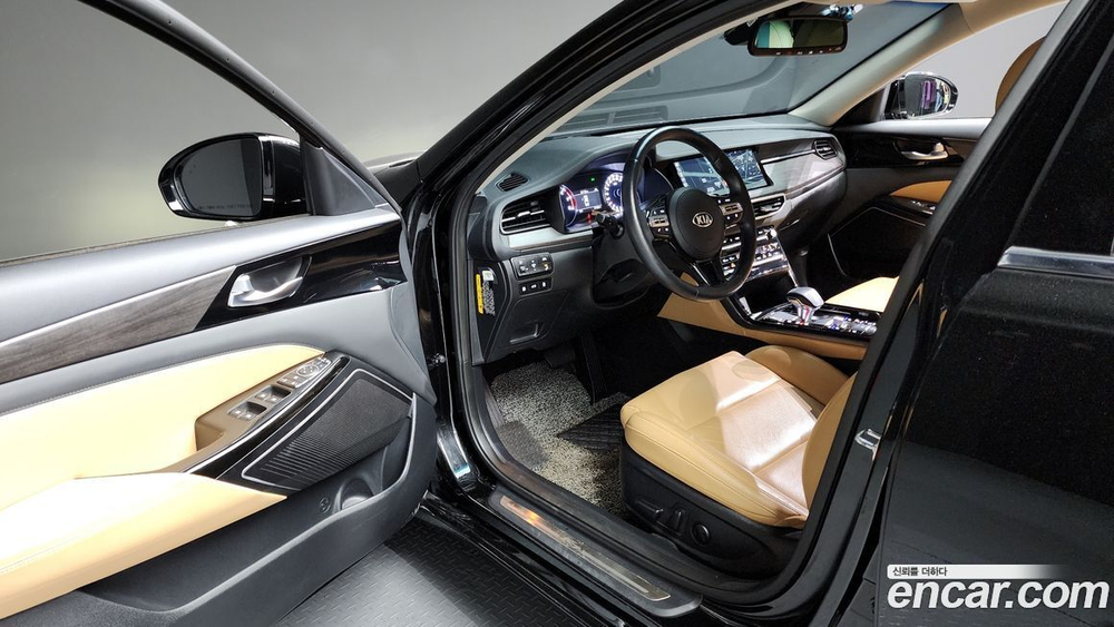 Kia K7 (Cadenza) Premier 2.5 GDI Noblesse (03.2020)
