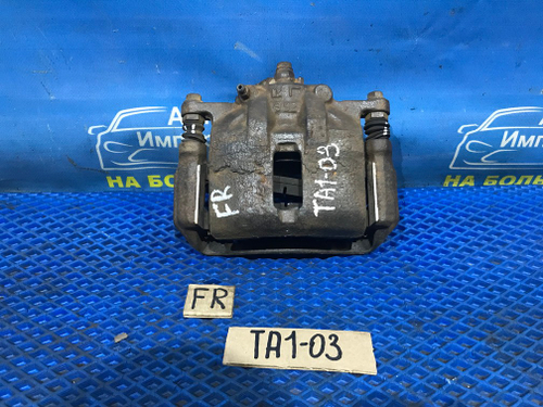 Суппорт тормозной передний правый Honda AVANCIER 1999