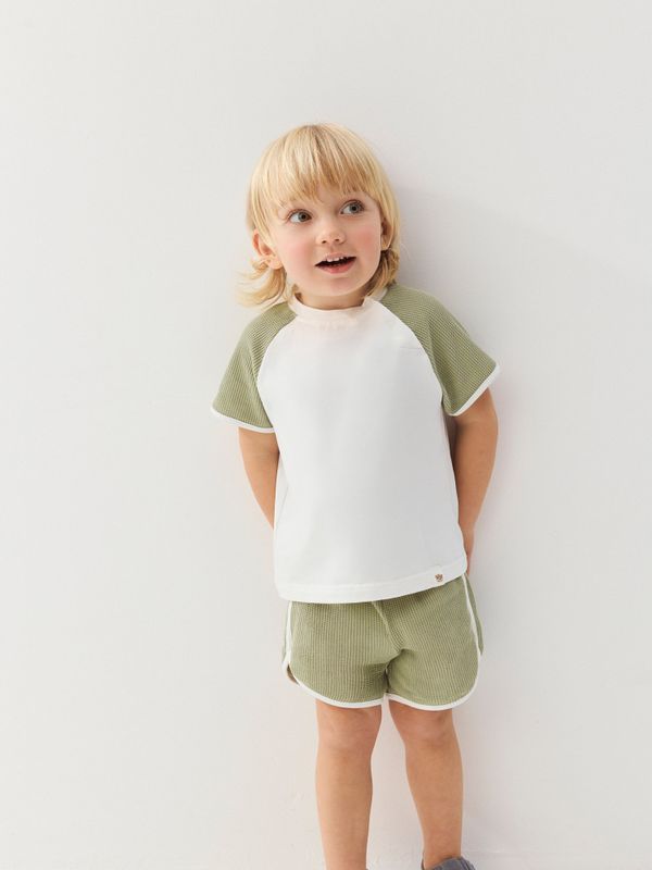 Комплект футболка и шорты 