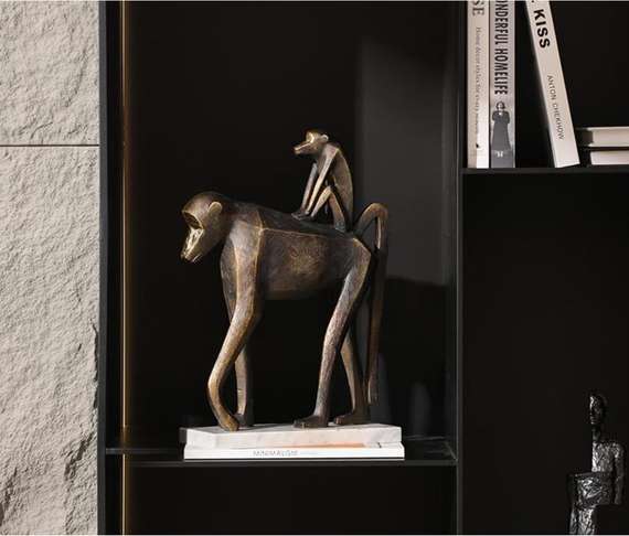 Статуэтка Pious Ornament