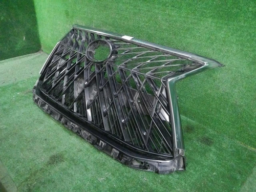 Решетка радиатора Lexus LX 3 15-23 TRD Superior