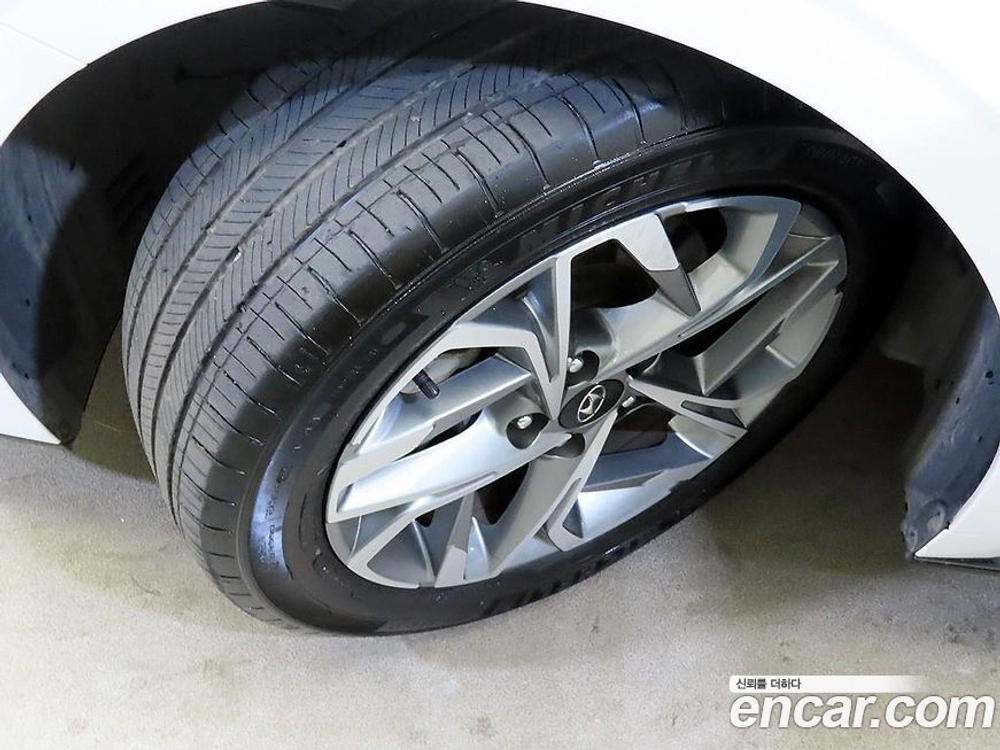 Hyundai Sonata (DN8) 2.0 (10.2019)