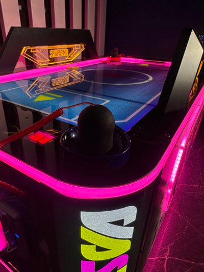 Аэрохоккей мини «Neon Blaster Kids»