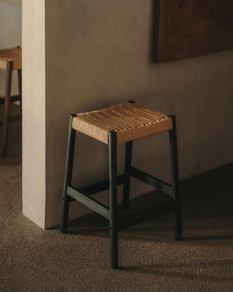 Yalia Табурет из дуба с черной отделкой и веревочным шнуром, высота 65 см