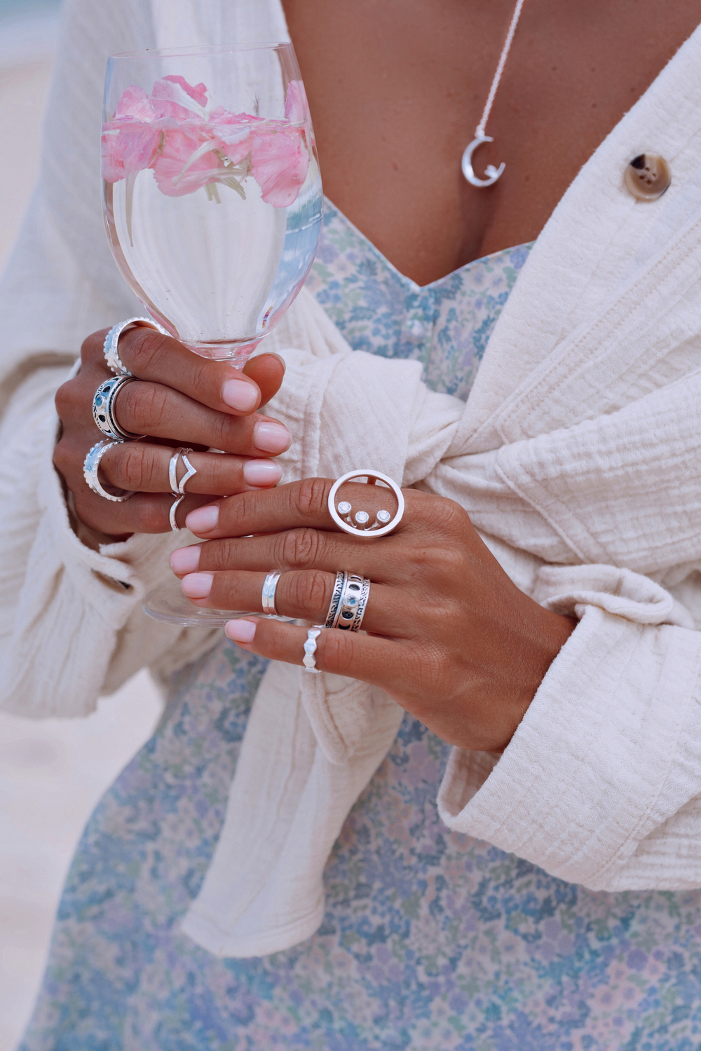 Кольцо «Орбита» с белым цирконом