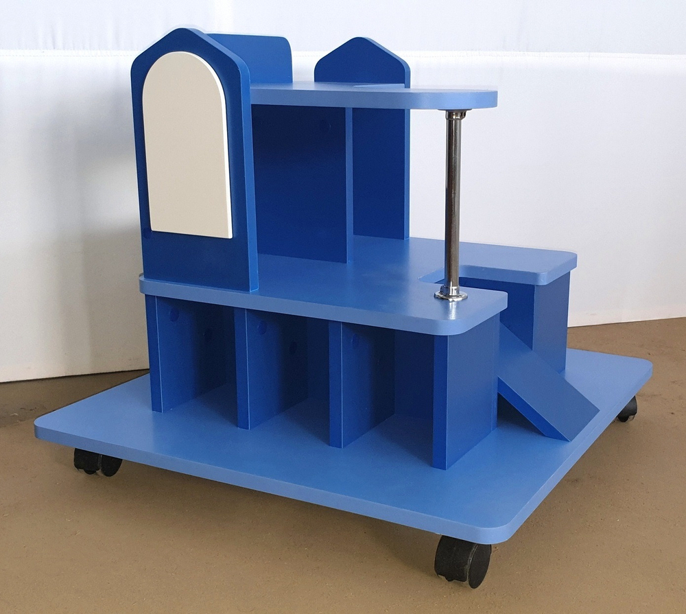 Игровой стеллаж "Гараж" на колесах