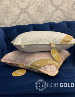 Подушка из 100% верблюжьего пуха 50х50 см. (ERDENET) - розовый орнамент