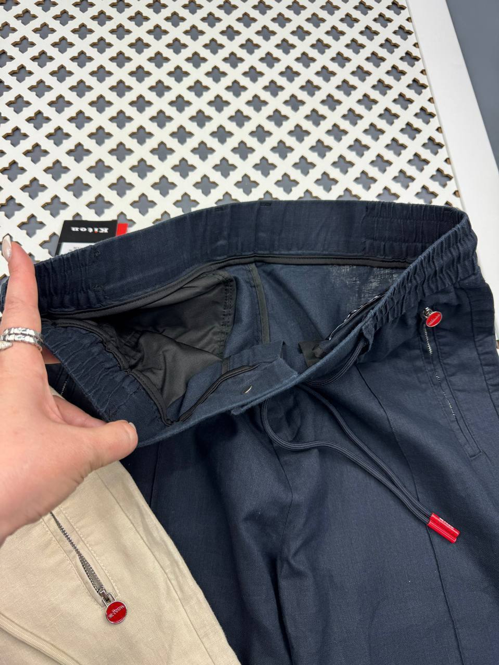 Льняные брюки Kiton