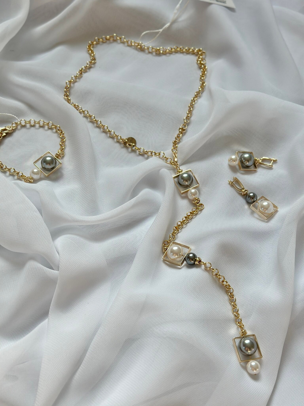 Колье-трансформер miss Di золото с белым и серым жемчугом Майорка