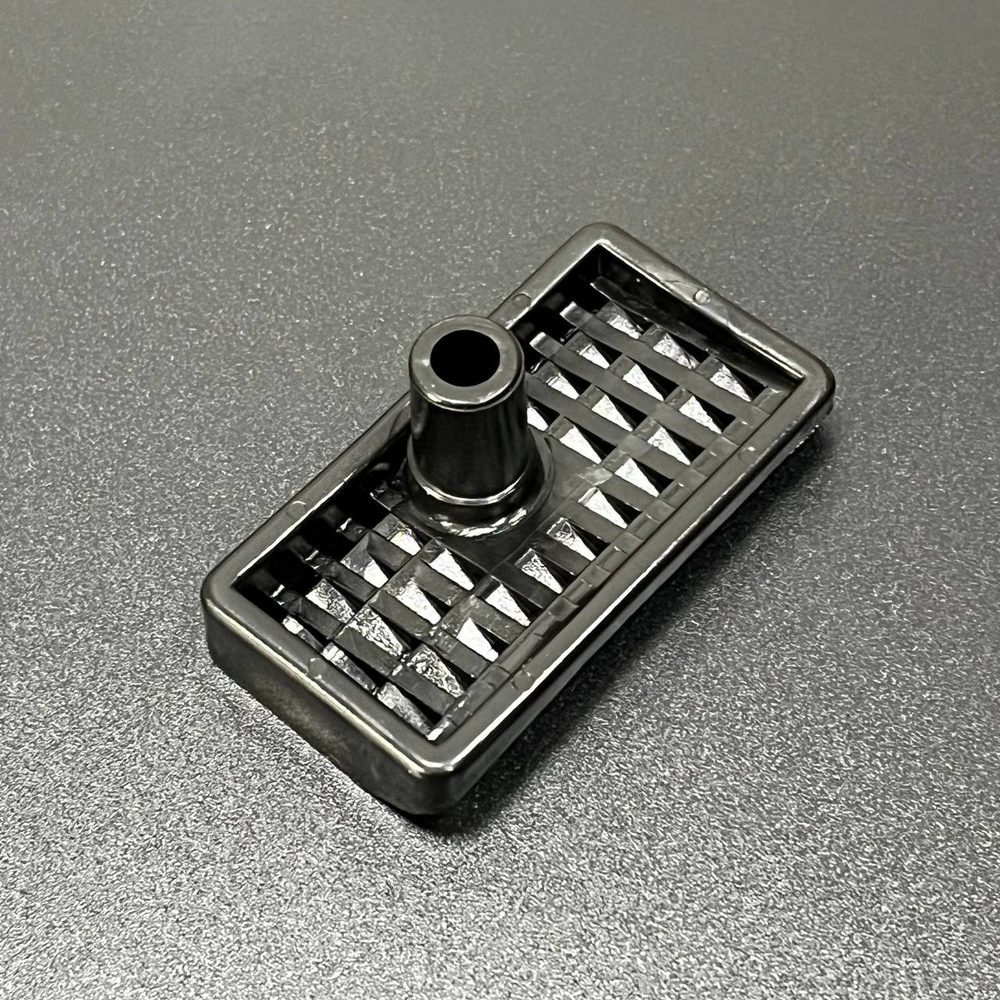 Решетка крышки водозаборника, левая Yamaha 75-90 (Yamaha)