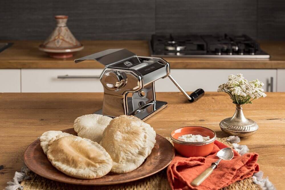 Atlas pasta roller discount