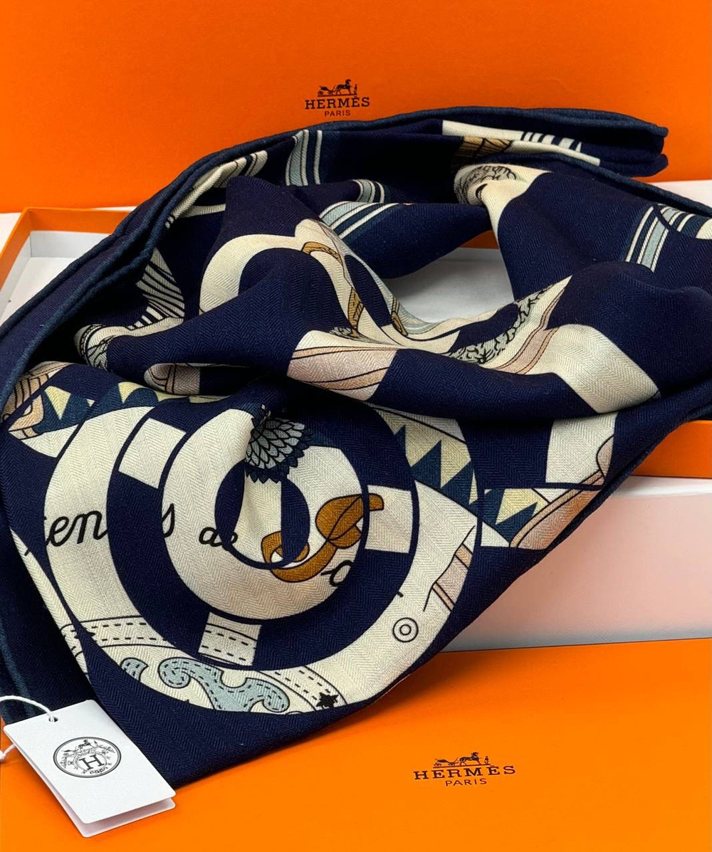 Платок Hermes