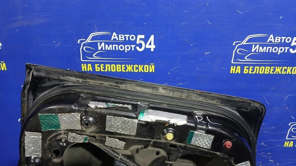 Дверь задняя левая NISSAN CEFIRO 1994