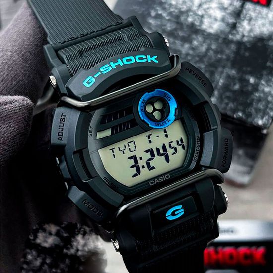 Наручные часы Casio G-Shock GD-400-1B2DR