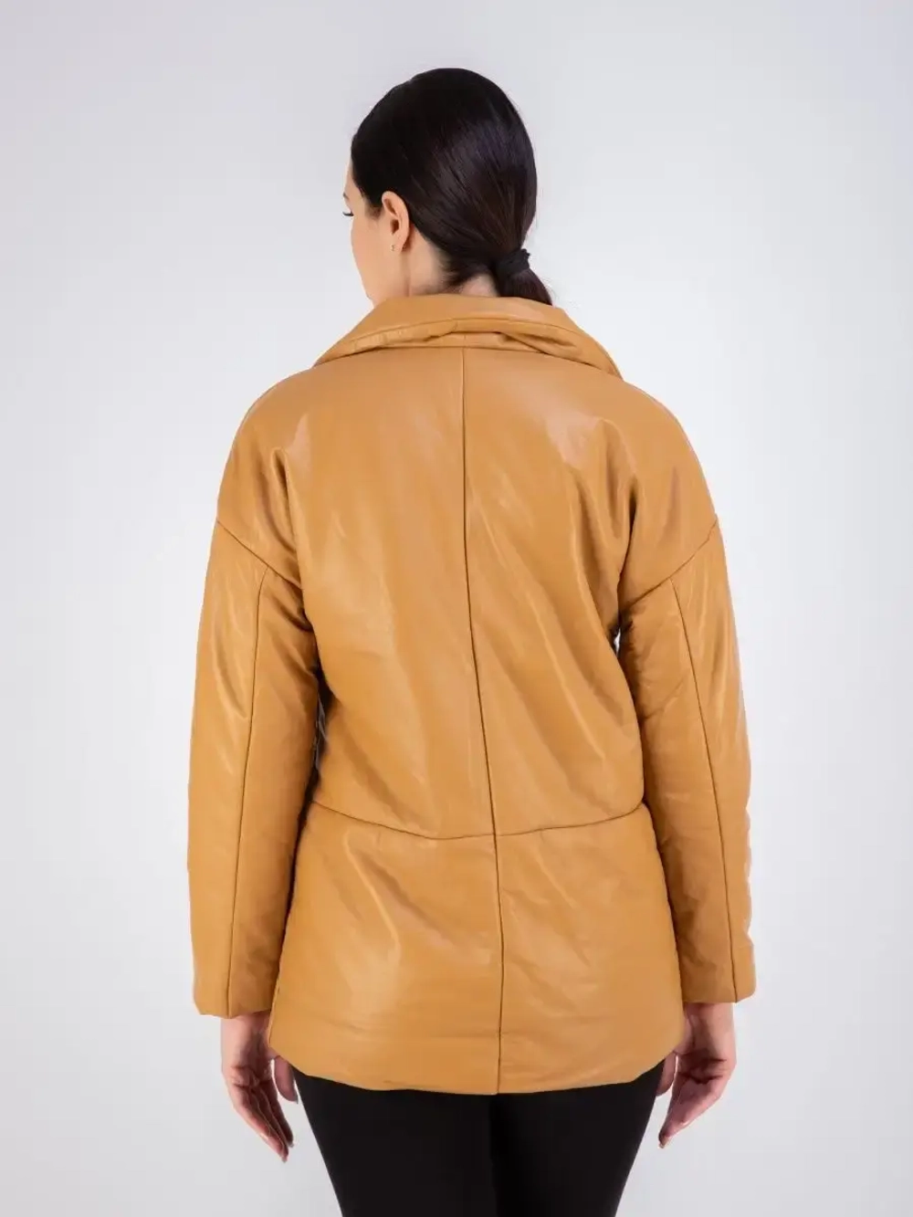 Кожаная куртка демисезонная